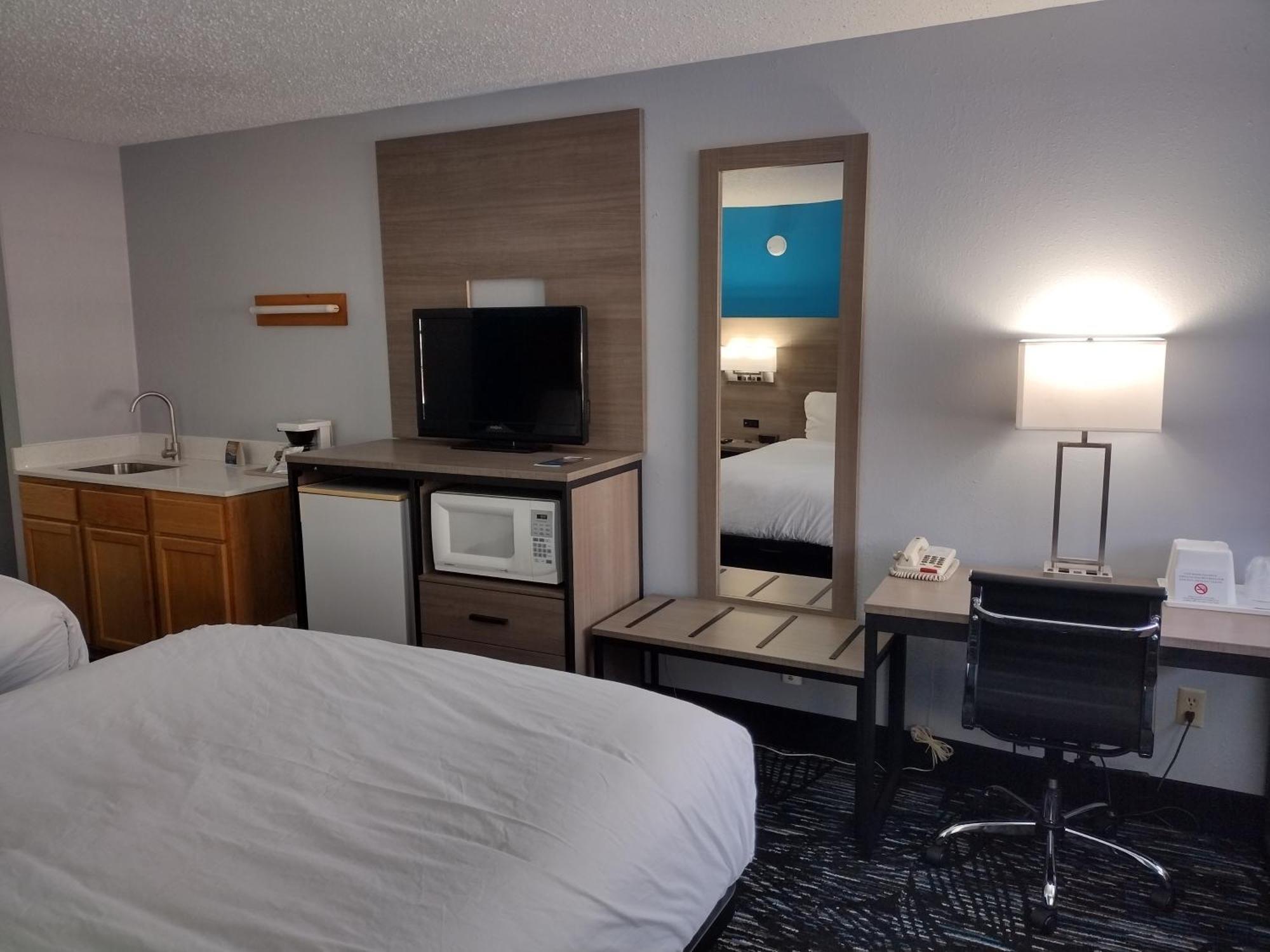 Baymont By Wyndham Proctor Duluth Exterior foto