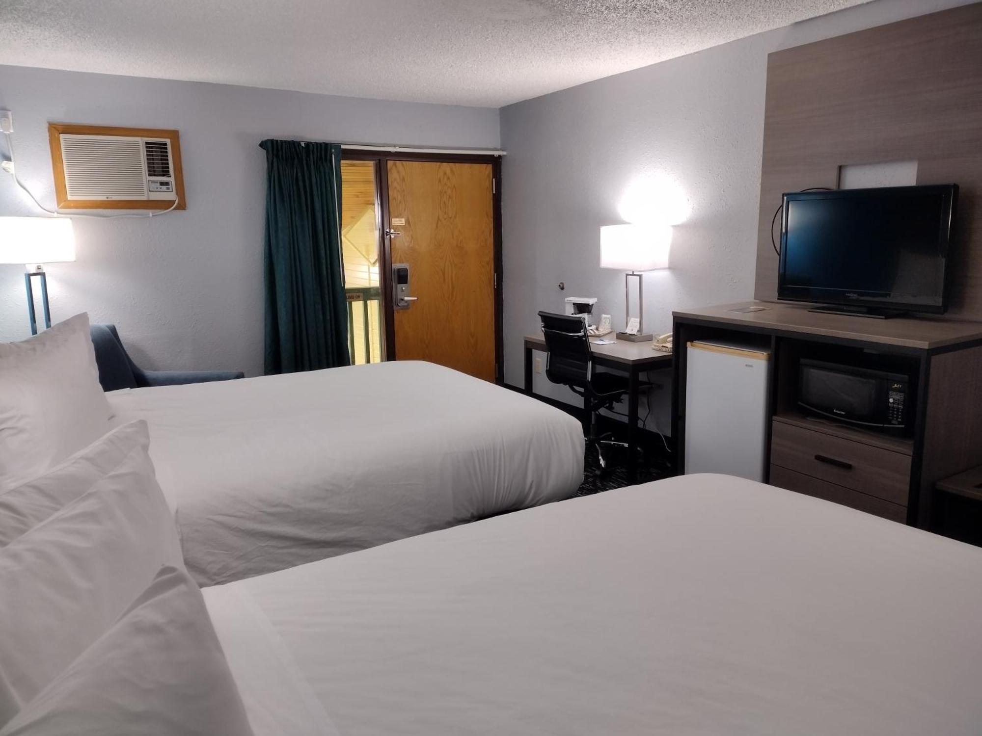 Baymont By Wyndham Proctor Duluth Exterior foto