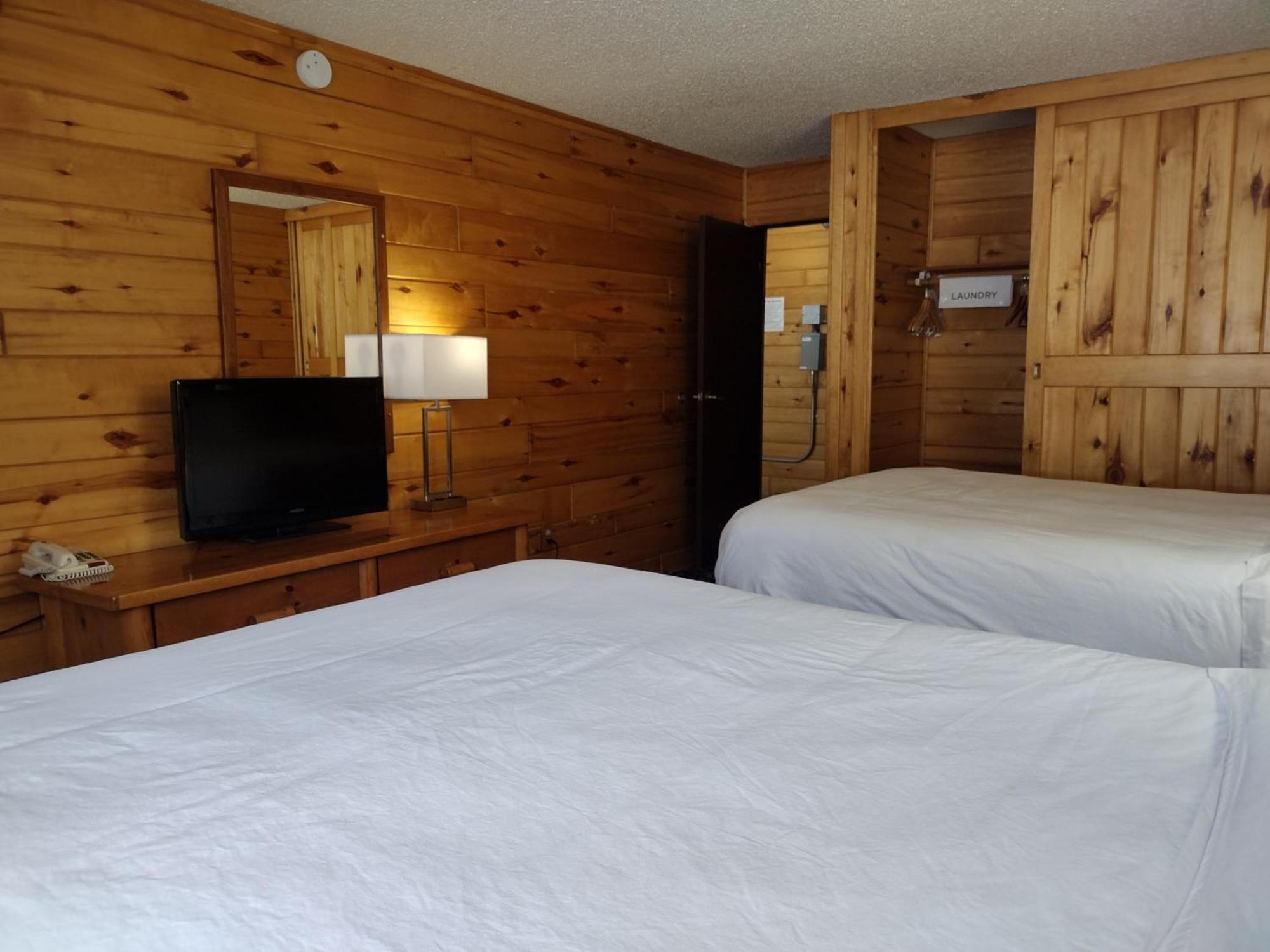 Baymont By Wyndham Proctor Duluth Exterior foto