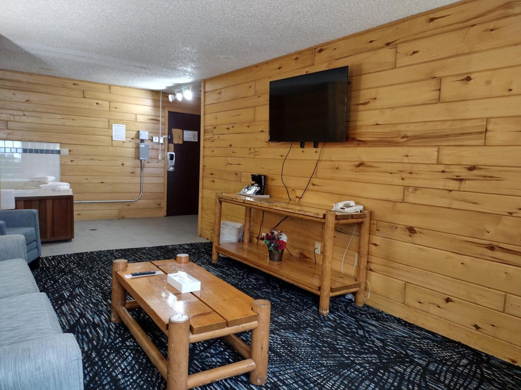 Baymont By Wyndham Proctor Duluth Exterior foto